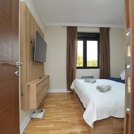 Apartamento Nideho Estate *