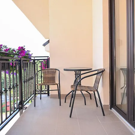 شقة Nideho Estate زلاتيبور