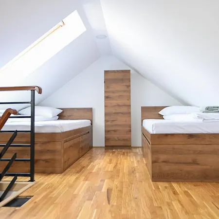 Apartamento Nideho Estate *