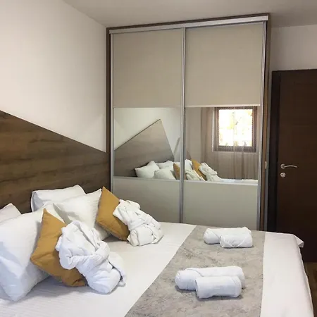 Apartamento Nideho Estate *